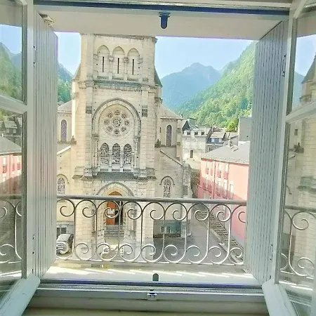 Apartamento 3 Pièces Avec Wi-fi à Cauterets, Proche Des Thermes - Fr-1-234-144