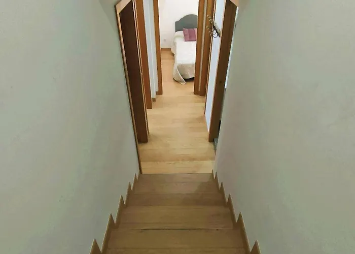 Appartement 3 Pièces Avec Wi-fi à Cauterets, Proche Des Thermes - Fr-1-234-144 *